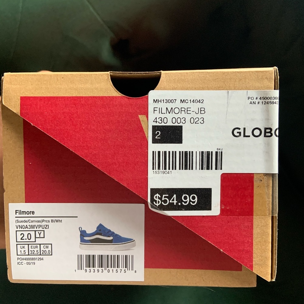 NWT Boys Van shoes size 2